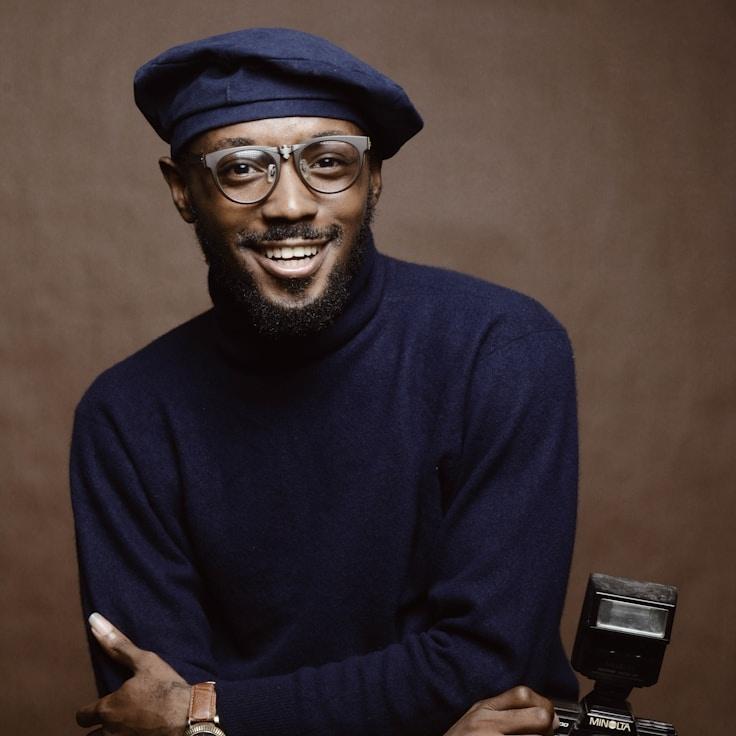 Portrait of Ananya meditation instructor